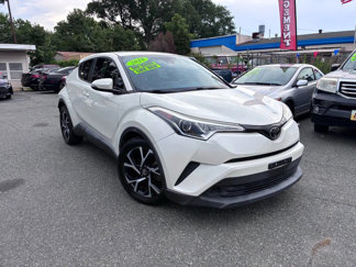 Used 2018 Toyota C-HR XLE image 1