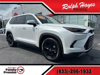 Used 2025 Toyota Grand Highlander AWD image 1