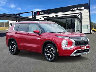 New 2025 Mitsubishi Outlander SEL image 1