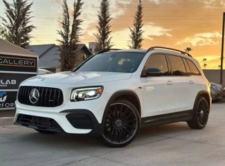Used 2022 Mercedes-Benz GLB 35 AMG 4MATIC image 1