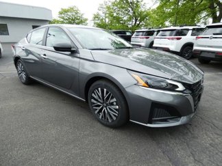 New 2025 Nissan Altima 2.5 SV image 1