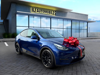 Used 2022 Tesla Model Y Long Range image 1