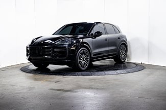 Certified 2024 Porsche Cayenne Turbo image 1