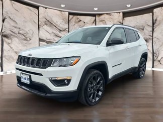 Used 2021 Jeep Compass Latitude image 1