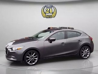 Used 2018 MAZDA MAZDA3 Touring image 1