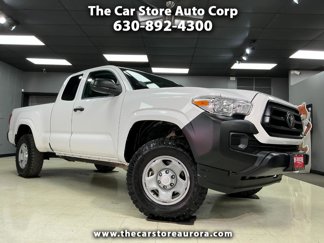 Used 2020 Toyota Tacoma SR image 1