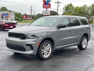 Used 2023 Dodge Durango GT image 1