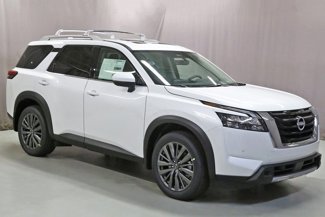 New 2025 Nissan Pathfinder SL w/ SL Premium Package image 1