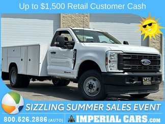 New 2025 Ford F350 4x4 Regular Cab DRW Super Duty image 1