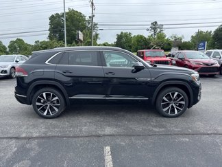 New 2025 Volkswagen Atlas Cross Sport SEL Premium R-Line image 1