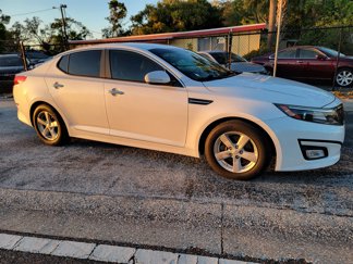 Used 2015 Kia Optima LX image 1