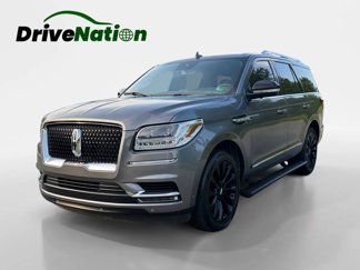 Used 2021 Lincoln Navigator Reserve image 1