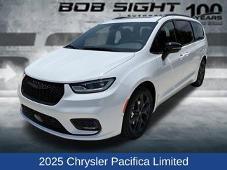 New 2025 Chrysler Pacifica Limited image 1