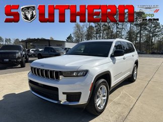 Used 2024 Jeep Grand Cherokee L Laredo image 1