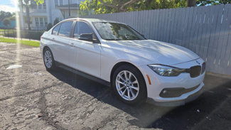 Used 2016 BMW 320i Sedan image 1