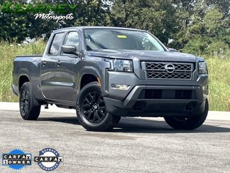 Used 2022 Nissan Frontier SV image 1