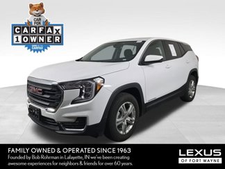 Used 2024 GMC Terrain SLE image 1