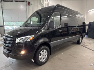 New 2025 Mercedes-Benz Sprinter 2500 image 1