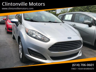 Used 2015 Ford Fiesta SE image 1