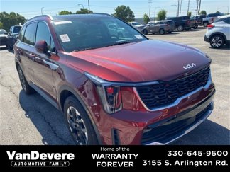 Used 2024 Kia Sorento S w/ Panoramic Sunroof Package image 1