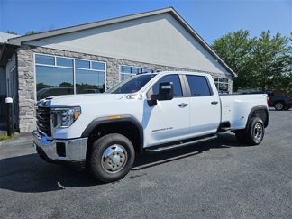 Used 2021 GMC Sierra 3500 4x4 Crew Cab w/ Gooseneck/5TH Wheel Package image 1