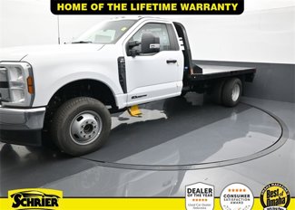 Used 2024 Ford F350 XLT image 1