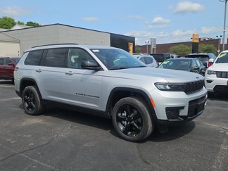 New 2025 Jeep Grand Cherokee L Altitude image 1