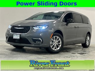 New 2025 Chrysler Pacifica Select image 1