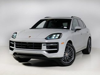 New 2025 Porsche Cayenne image 1