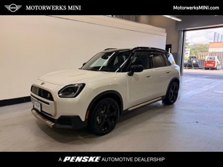 New 2025 MINI Cooper Countryman SE w/ Comfort Package Max image 1