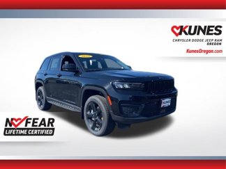 New 2025 Jeep Grand Cherokee Altitude image 1