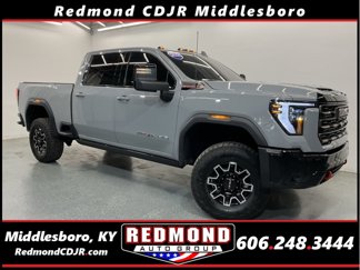Used 2025 GMC Sierra 2500 AT4X image 1