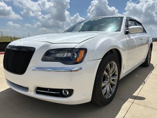 Used 2014 Chrysler 300 S image 1