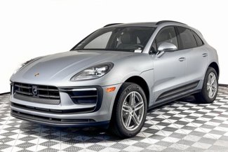 Certified 2025 Porsche Macan image 1