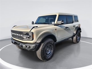 New 2025 Ford Bronco Badlands w/ Sasquatch Package image 1