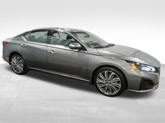 New 2024 Nissan Altima 2.5 SL image 1