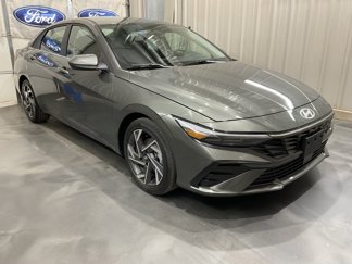 Used 2025 Hyundai Elantra SEL image 1