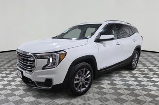 Used 2024 GMC Terrain SLT image 1