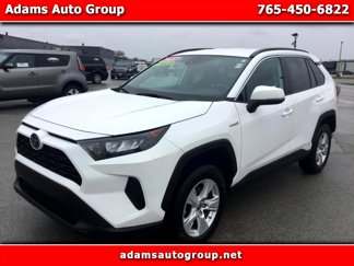 Used 2021 Toyota RAV4 LE image 1