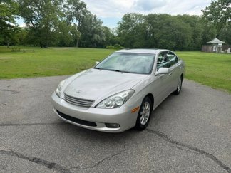 Used 2003 Lexus ES 330 image 1