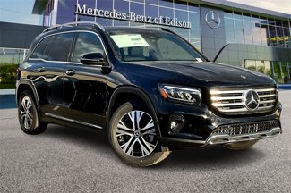 New 2025 Mercedes-Benz GLB 250 4MATIC image 1