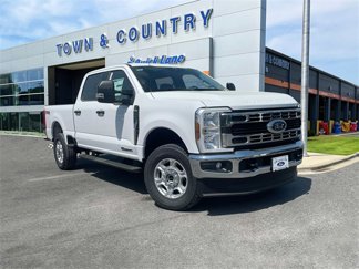 New 2025 Ford F250 XL w/ FX4 Off-Road Package image 1