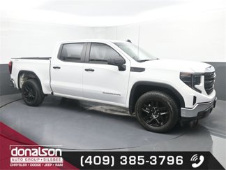 Used 2024 GMC Sierra 1500 Pro w/ Trailering Package image 1