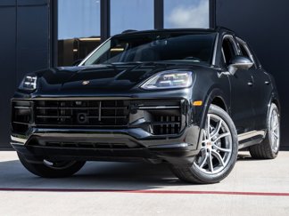 Used 2025 Porsche Cayenne image 1