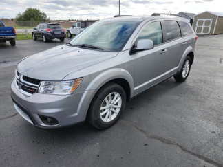 Used 2017 Dodge Journey SXT w/ Comfort/Convenience Group image 1