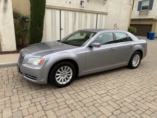Used 2014 Chrysler 300 image 1