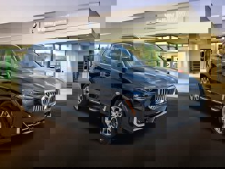 New 2026 BMW X5 xDrive50e image 1