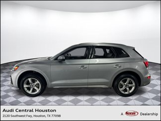 Used 2021 Audi Q5 Premium w/ Convenience Package image 1