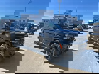 New 2025 Jeep Grand Cherokee L Altitude image 1