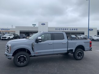 New 2025 Ford F350 4x4 Crew Cab Super Duty image 1